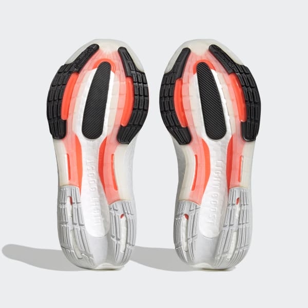 Giày chạy bộ nữ adidas ULTRABOOST LIGHT - HQ6353