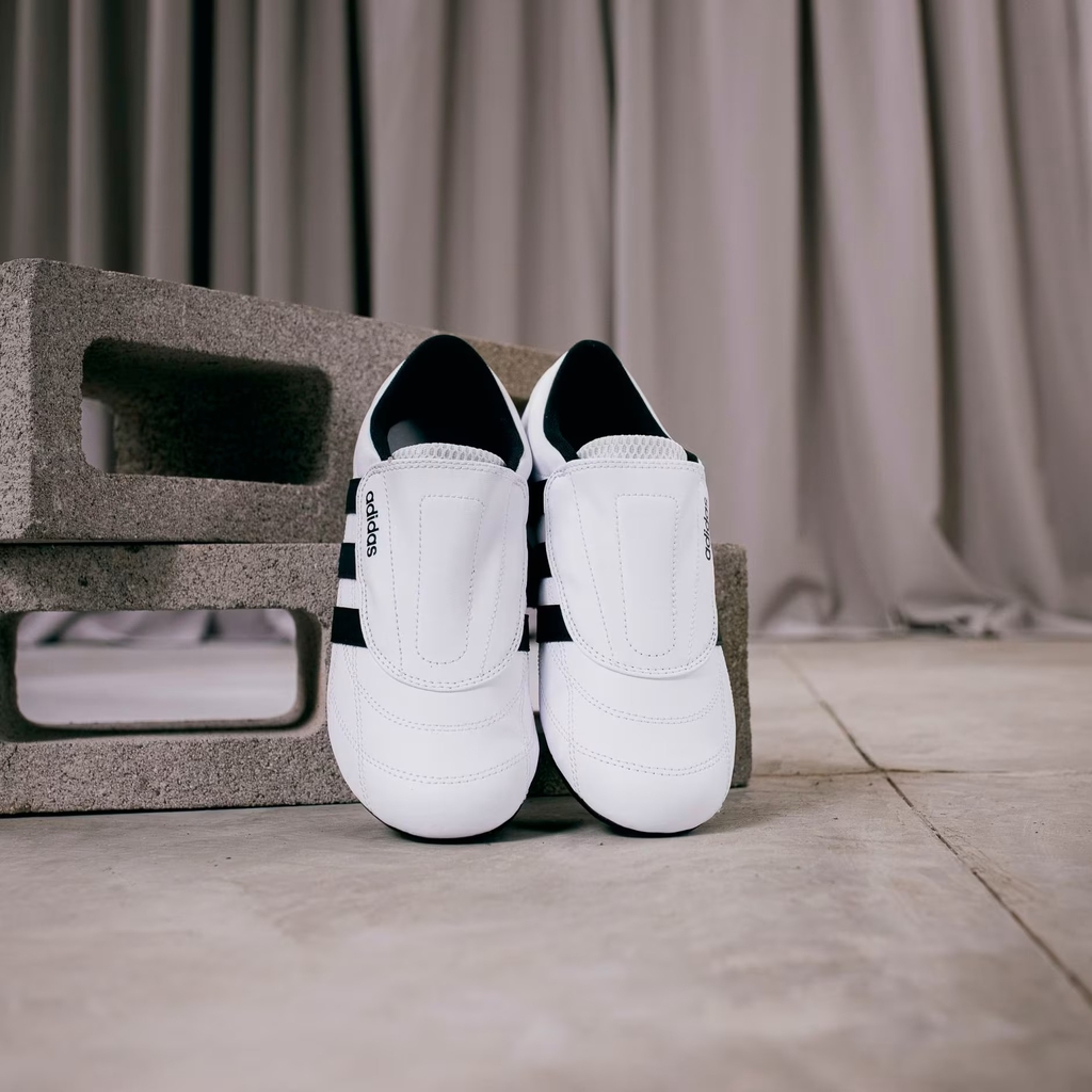 Giày thời trang adidas Tekwen Nữ - JS3870