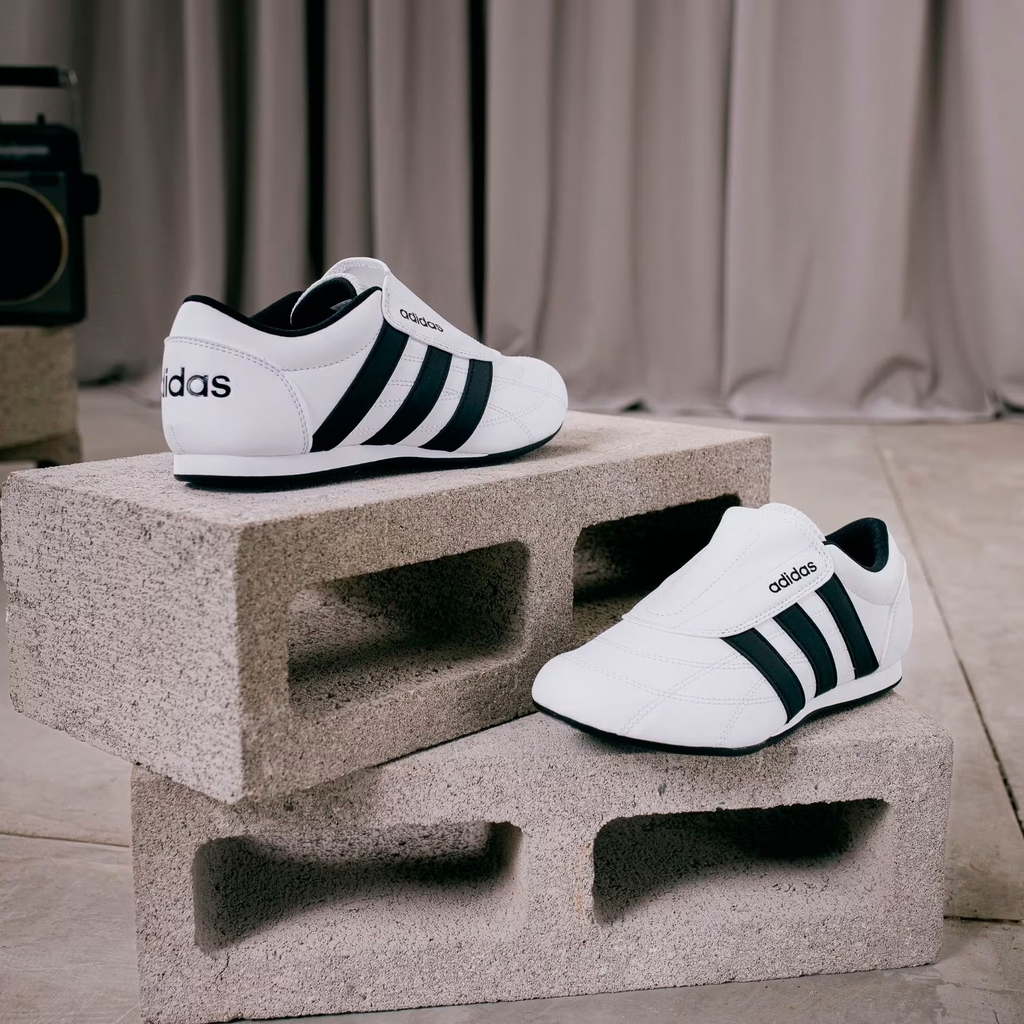 Giày thời trang adidas Tekwen Nữ - JS3870