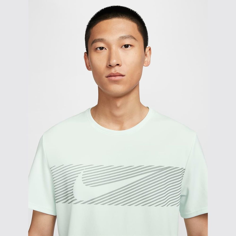 Áo chạy bộ Nam Nike Miler Flash FN3052-394