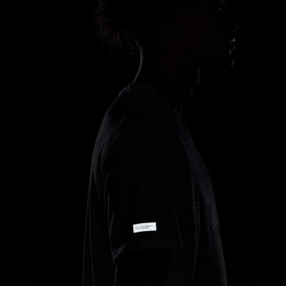 Áo chạy bộ Nam Nike Miler Flash FN3052-394