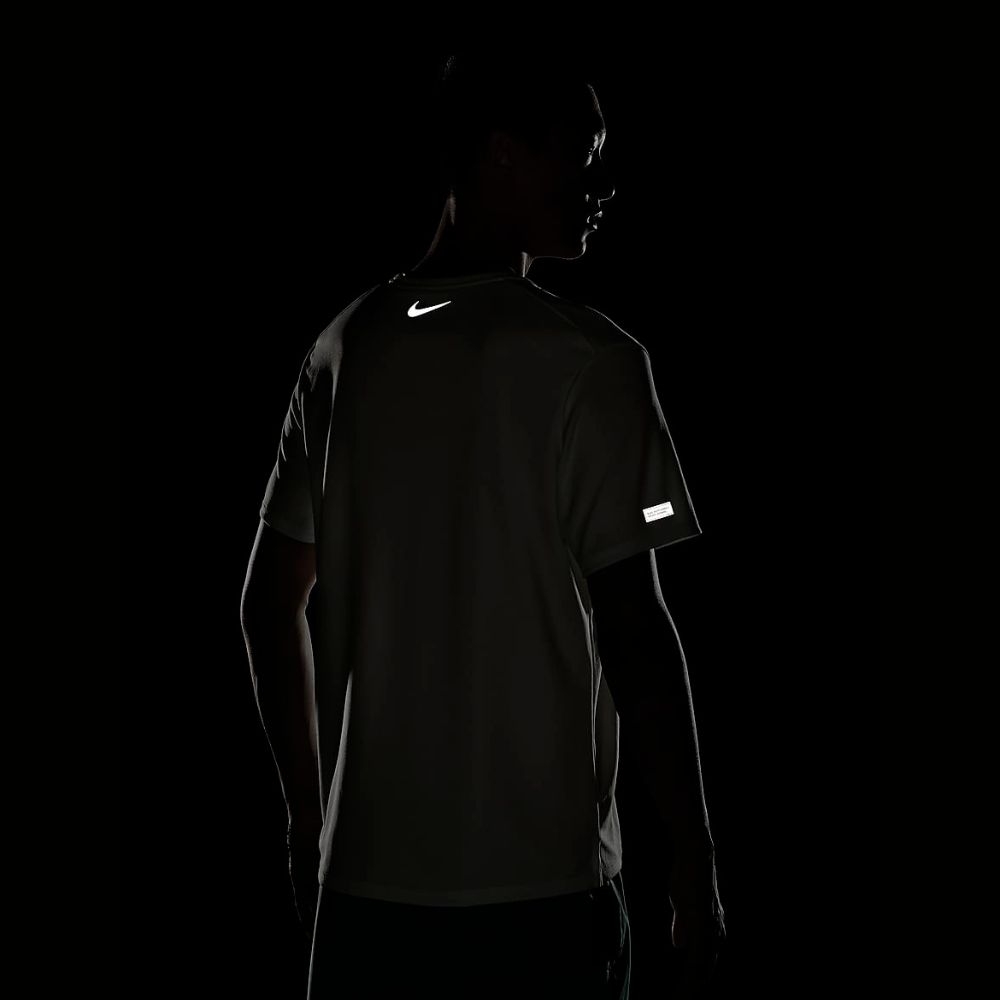 Áo chạy bộ Nam Nike Miler Flash FN3052-394