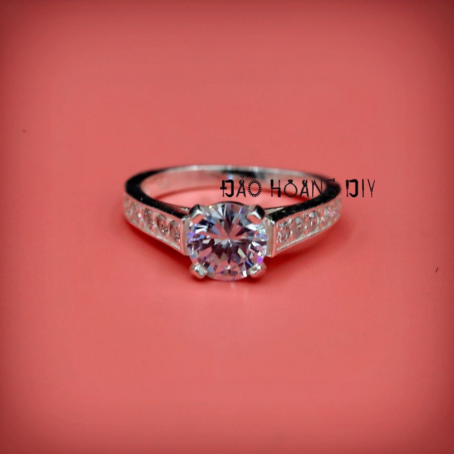 Nhẫn bạc nữ đá kim cương siêu đẹp PVN3115