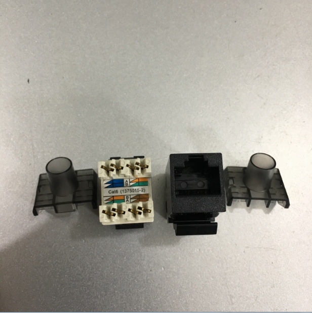 Nhân Mạng COMMSCOPE 1375015-2 Modular Jack RJ45 CAT 6 SL 110 JACK T568A/B BLACK