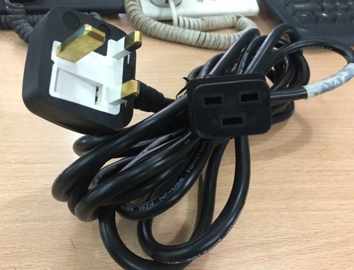 Dây Nguồn Original Volex HP Server VSC19 HG Power Cord IEC60320 IEC C19 UK 16A-13A 250V 3X1.5mm2 Length 4.2M