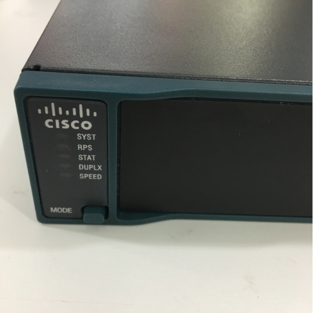 Switch Cisco WS-C2960-24TC-L Cisco Catalyst 2960 Plus 24 Port 10/100 + 2T/SFP LAN Base