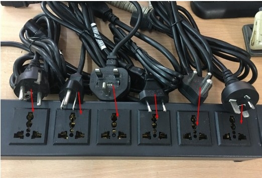 Thanh Phân Phối Nguồn Điện PDU Rack Universal 6 Way UK Outlet Có MCB Công Suất Max 16A to C14 Plug Power Cord 3x1.0mm² Length 8M