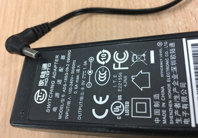 Adapter Original ADS-18SG-09-2 9V 1A For PAX P90 S90 S80 S900 Connector Size 3.5mm x 1.35mm