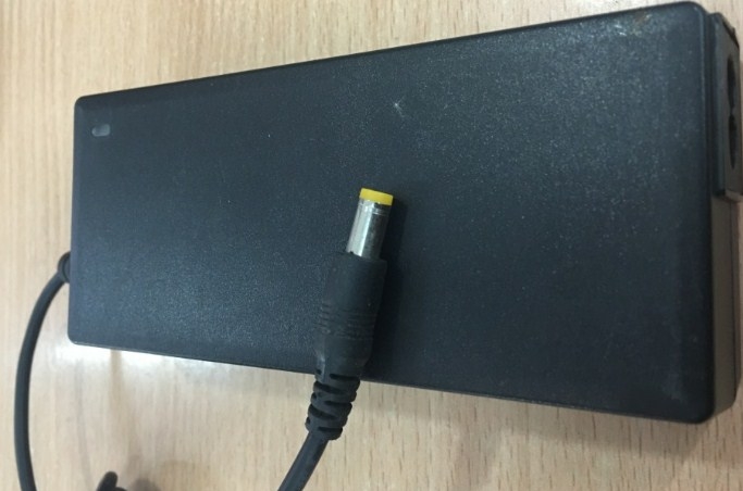 Adapter SDK-0610 12V 8A For Monitor and Router Connector Size 5.5mm x 2.5mm