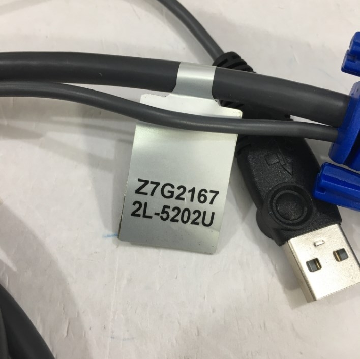 Cáp Điều Khiển ATEN 2L-5202U Cable KVM Switch 3 in 1 SPHD VGA USB Black Length 1.8M