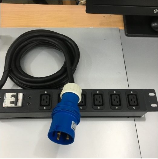 Thanh Nguồn PDU 1U Rack 19 6 Way IEC C19 Outlet Có MCB BHW-T4 C32 MITSUBISHI Công Suất Max 32A 250V to IP44 IEC309-2 Plug Power Cord 3x4.0mm Length 4.5M