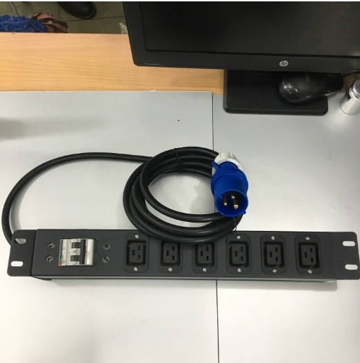 Thanh Nguồn PDU 1U Rack 19 6 Way Universal UK Outlet Có MCB BHW-T4 C32 MITSUBISHI Công Suất Max 16A 250V to IP44 IEC309-2 Plug Power Cord 3x2.5mm Length 3M