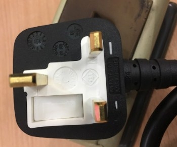 Dây Nguồn Server IBM HP 295478-001 Volex VSC19 HG AC Power Cord BS1363 to IEC60320 C19 13A 16A 250V 3x1.5mm For Máy Chủ và Cisco Router Length 3.6M