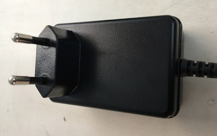 Adapter Original RUIDE RD1201500-C55-1OG 12V 1.5A Connector Size 5.5mm x 2.1mm