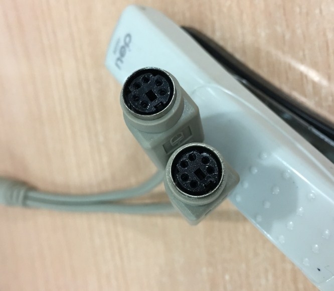 Cáp Chia Cổng PS/2 6 Pin Mini Din Male to 2 Female Keyboard Mouse Splitter Y Cable Length 20Cm