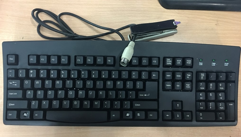 Bàn Phím Máy Nội Soi Tiêu Hoá Dạ Dày Đại Trang Olympus CV - 100 & CV - 200 Keyboard Chính Hãng Microsoft ACK-260 AT Keyboard PS/2 Din 5 Pin Male