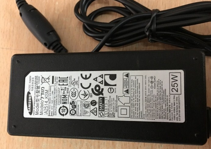Chuyển Nguồn Màn Hình Cong Samsung LC24F390FHEXXV Curve - LED - 23.5 Inch Adapter Original Samsung A2514_KSM 14V 1.786A 25W Connector Size 6.5mm x 4.4mm
