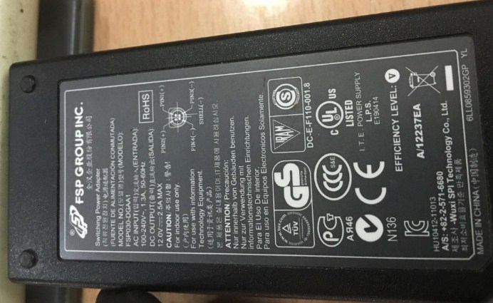 Adapter Original FSP Group Inc FSP030-DGAA1 12V 2.5A Connector Size 4Pin 10mm Mini Din