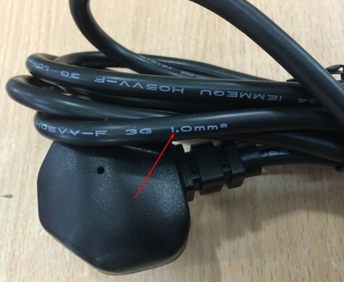 Dây Nguồn Cisco 72-0557 LOROM LR-33A LR-03B AC Power Cord BS1363 IEC60320 IEC C15 UK 10A 250V 3x1.0mm² H05VV-F Cable OD 7.3mm Length 2.5M