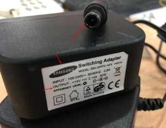 Adapter 14V 2.14A 30W Samsung SSA-30PFD-14FE For LED LCD Monitor Samsung S24A450B S24A850DW S24B750H S27A850D Connector Size 6.5mm x 4.4mm