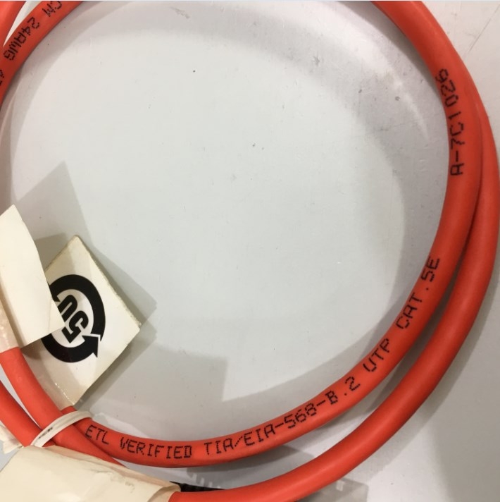 Dây Nhẩy 286592-001 HP KVM CONS CBL CAT5e RJ45 UTP PVC RED Ethernet Network Patch Straight Through Cable Length 0.9M