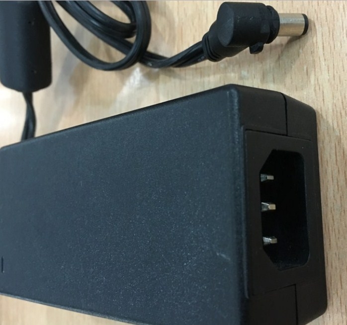 Adapter Original VeriFone AU1360903N 9V 4A 36W 100 -240V For Omni 3730LE Vx 510 Printer AMT & Gprinter Bo GP-58MB Connector Size 5.5mm x 2.5mm