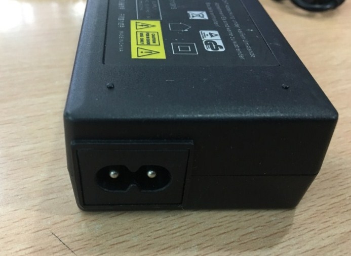 Adapter SDK-0610 12V 8A Connector Size 4 Pin 10mm Mini Din For Máy Bán Hàng Tự Động