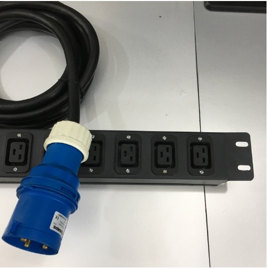 Thanh Nguồn PDU 1U Rack 19 6 Way IEC C19 Outlet Có MCB BHW-T4 C32 MITSUBISHI Công Suất Max 32A 250V to IP44 IEC309-2 Plug Power Cord 3x4.0mm Length 4.5M