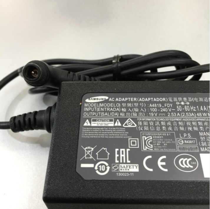 Adapter 19V 2.53A 48W SamSung A4819N_FDY For TV LED Smart Monitors - View HD LED Connector Size 6.5mm x 4.4mm