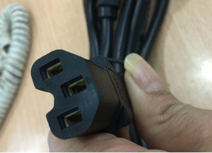 Dây Nguồn Cisco 72-0557 LOROM LR-33A LR-03B AC Power Cord BS1363 IEC60320 IEC C15 UK 10A 250V 3x1.0mm² H05VV-F Cable OD 7.3mm Length 2.5M