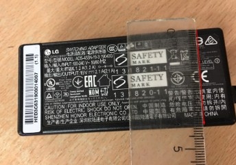 Chuyển Nguồn Màn Hình LG 27MP68VQ 27'' AH-IPS Adapter Original LG 19V 2.1A 40W Connector Size 6.5mm x 4.4mm