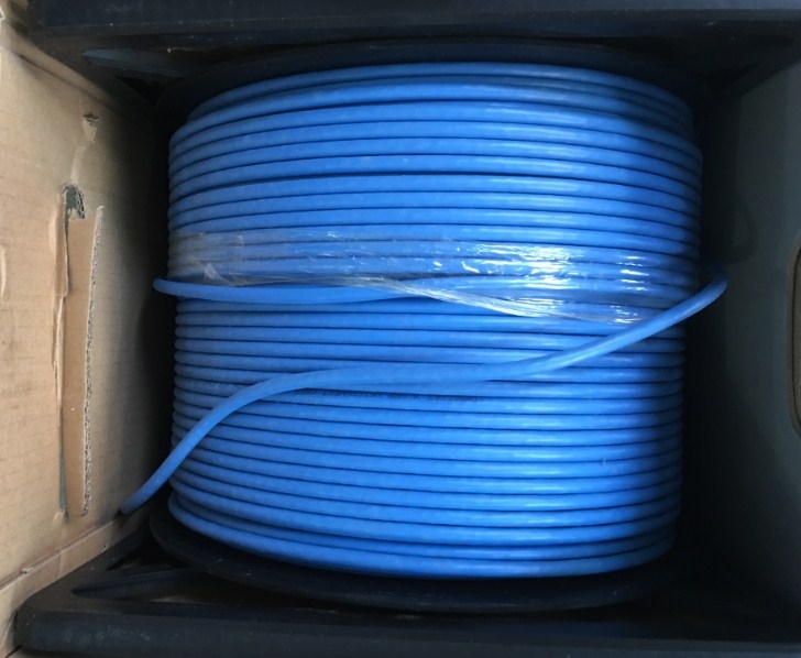 Cáp Mạng Commscope AMP Cat6 UPT Blue 1427254-6 Gigabit Cable Type 4PR 23AWG 4 Pair UTP 1000FT Length 305M