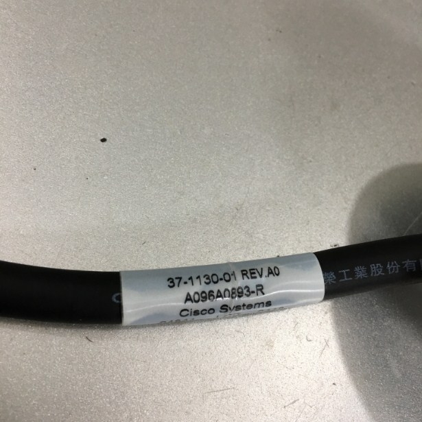 Dây Nguồn Thiết Bị Mạng Cisco Catalyst Series Switches 37-1130-01 Cisco UK Plug BS 1363 to IEC320 C15 10A 250V 3x1.0mm² Length 2.5M