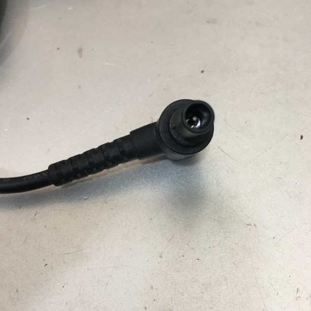 Dây Đấu Mạch Nguồn DC Power Cable Vuông Góc Dài 1.5M Connector Adapter Charger Cord Connector Size 6.5mm x 4.4mm