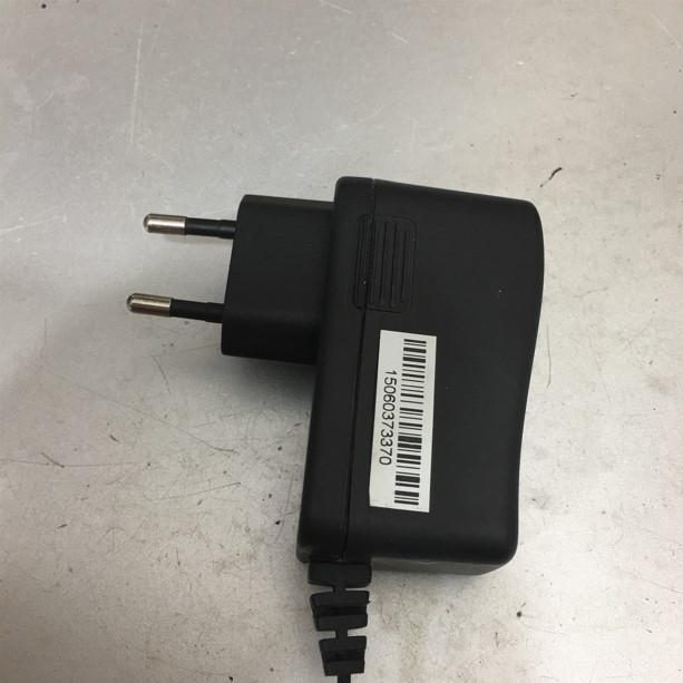 Adapter 5V 2A AMIGO Connector Size 5.5mm x 2.5mm For Bộ Chuyển Đổi Quang Điện Media Converter