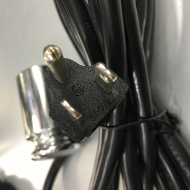 Dây Nguồn Máy Chủ NEMA 5-15P to IEC 320 C21 250V 16A 14AWG 3x2.08mm² Length 2.5M