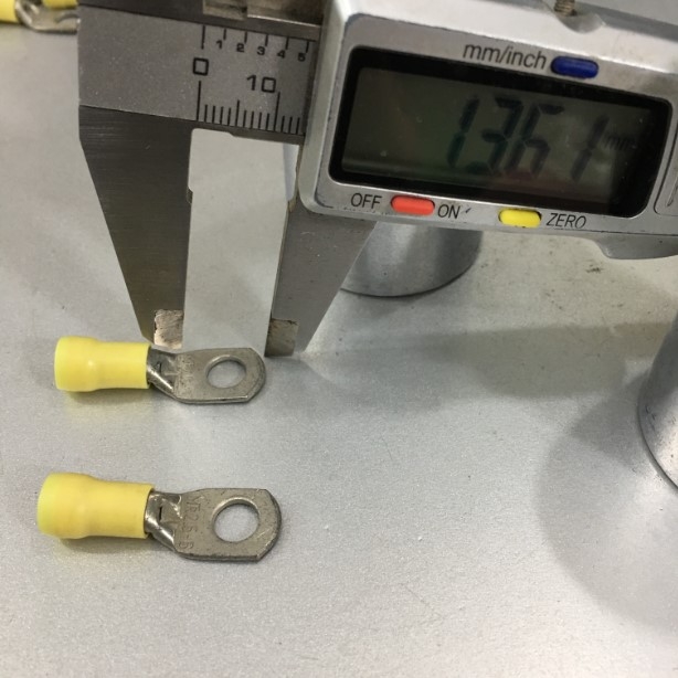 Đầu Cốt Hạ Thế Cosse Solderless Crimp Ring Terminal Chất Lượng Cao Mecatraction C3P60-4 M6 Stud Size to 2.6 - 6.0 mm² Wire Size Colour Yellow E-Cu 100 PCS/Box