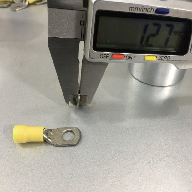 Đầu Cốt Hạ Thế Cosse Solderless Crimp Ring Terminal Chất Lượng Cao Mecatraction C3P60-4 M6 Stud Size to 2.6 - 6.0 mm² Wire Size Colour Yellow E-Cu 100 PCS/Box