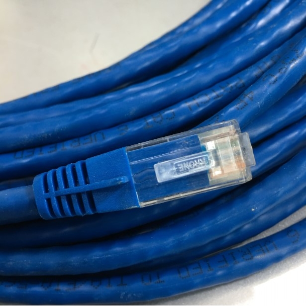 Dây Nhẩy ADC KRONE Cat6 RJ45 UTP Patch Cord Straight-Through Cable 6451 5 939-09B PVC Jacketed Blue Length 30M