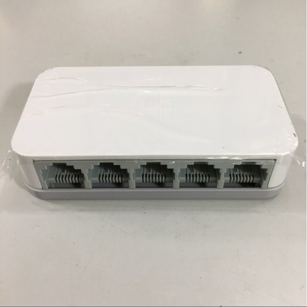 Thiết Bị Chia Mạng Ethernet LAN RJ45 Network Switch D-LINK DES-1005C 5 Port 10/100Mbps