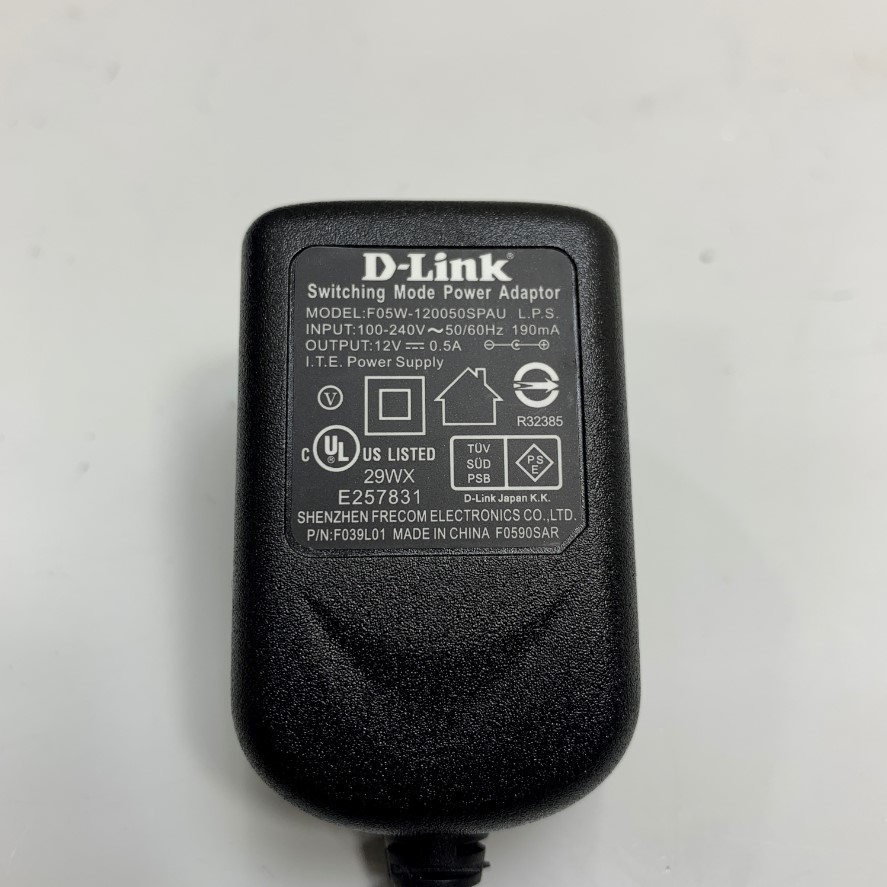 Adapter 12V 0.5A D-Link F05W-120050SPAU US Plug 100-240V Connector Size 3.5mm x 1.35mm