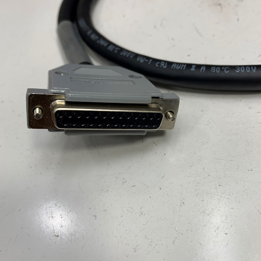 Cáp 1M 3.3ft DS-SS2 1M Shielded Cable DB25 Male to DB25 Female Black E23407 2464 80℃ 300V 24AWG x 25 Core OD Ф 10.5mm For I/O Servo Drive and Laser 3 Axis CO2 Laser Marker Controller