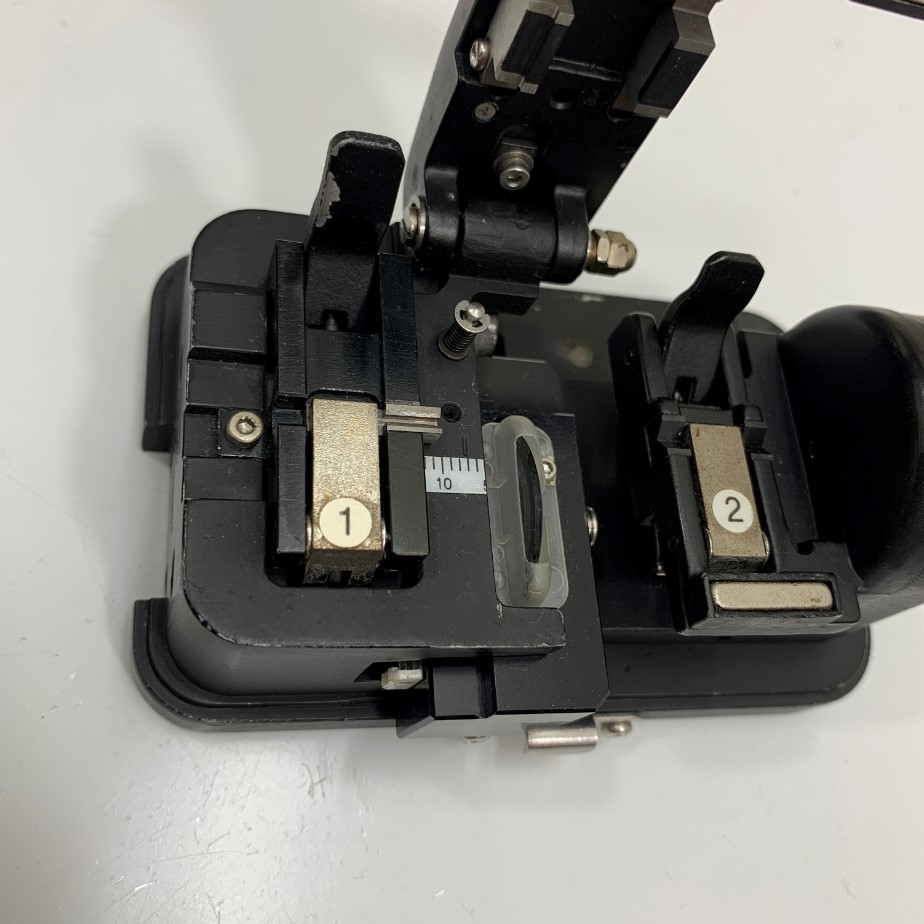Dao Cắt Sợi Quang Có Góc ILSINTECH CI-08 Optical Fiber Angled Cleaver Hàng Original Theo Thiết Bị Đã Qua Sử Dụng