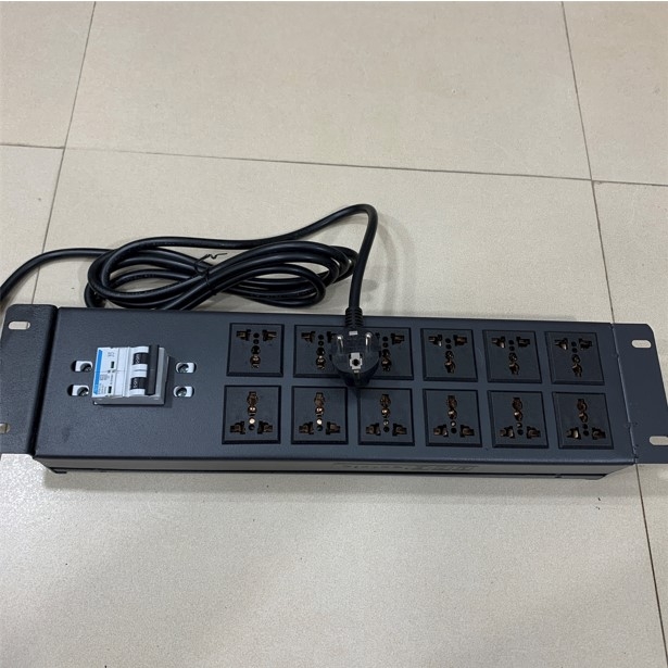 Thanh Nguồn Điện PDU 2U Rack Universal 12 Way UK Outlet Có MCB Công Suất Max 16A to Schuko Plug Power Cord Length 3x1.5mm² Length 2.5M