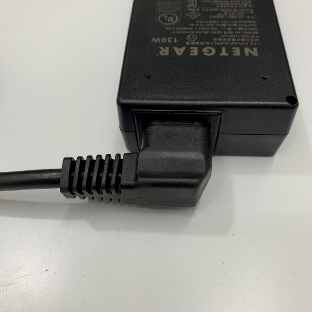 Dây Nguồn Vuông Góc Phải Chữ L 90 Độ Cisco C13W European Schuko Power Cord CEE 7/7 to Right Angle IEC320 C13 10A 250V 3x1.0mm² Length 3M