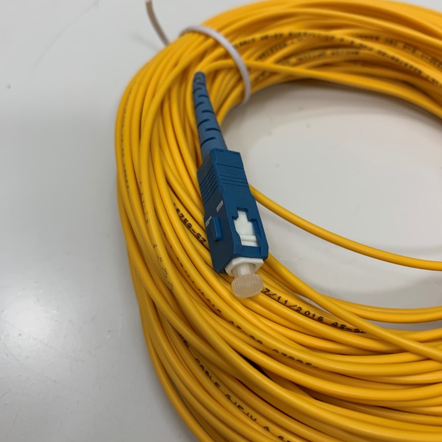 Dây Nhẩy Quang 1Gb 30M (98ft)  LC UPC to SC UPC Simplex Singlemode PVC Yellow 9/125μm 2.0mm Fiber Optic Patch Cable