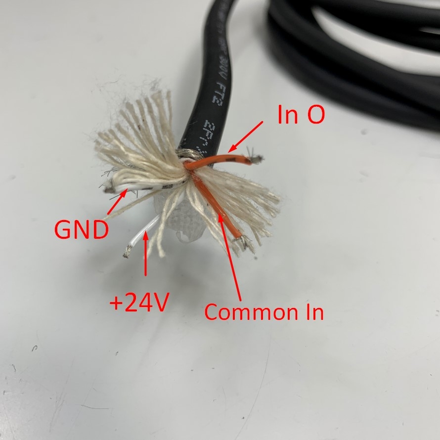 Cáp DM300-M12I/0-F12SR-3M Dài 3.2M 9.6ft Cable M12 A-Code 12 Pin Female to 4 Core Open End ILSAN E211405 105C 300V 4 Core x 0.25mm² For I/O Breakout Cable Power Supply Cognex Industrial Camera