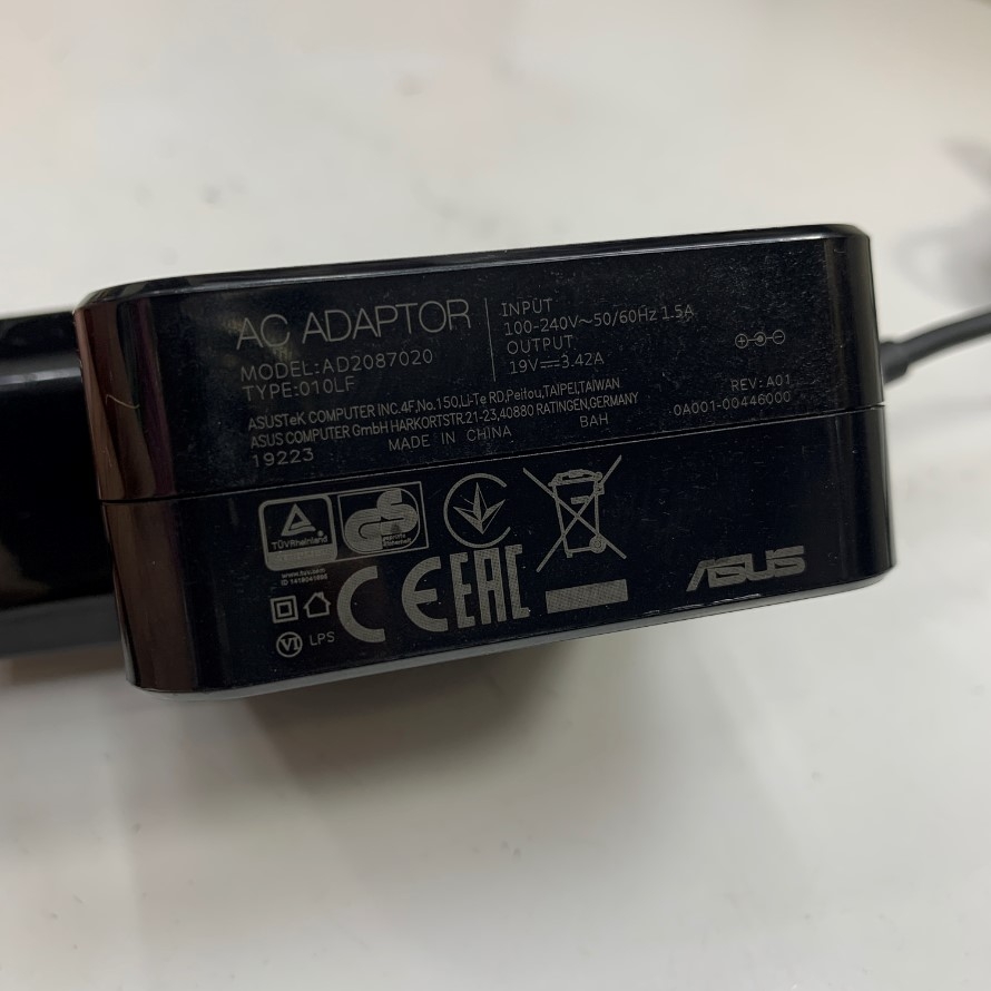 Adapter 19V 3.42A 65W ASUS AD2087020 Connector Tip Size 4.0mm x 1.35mm For Notebook Asus TP501UB, Asus VivoBook A512F