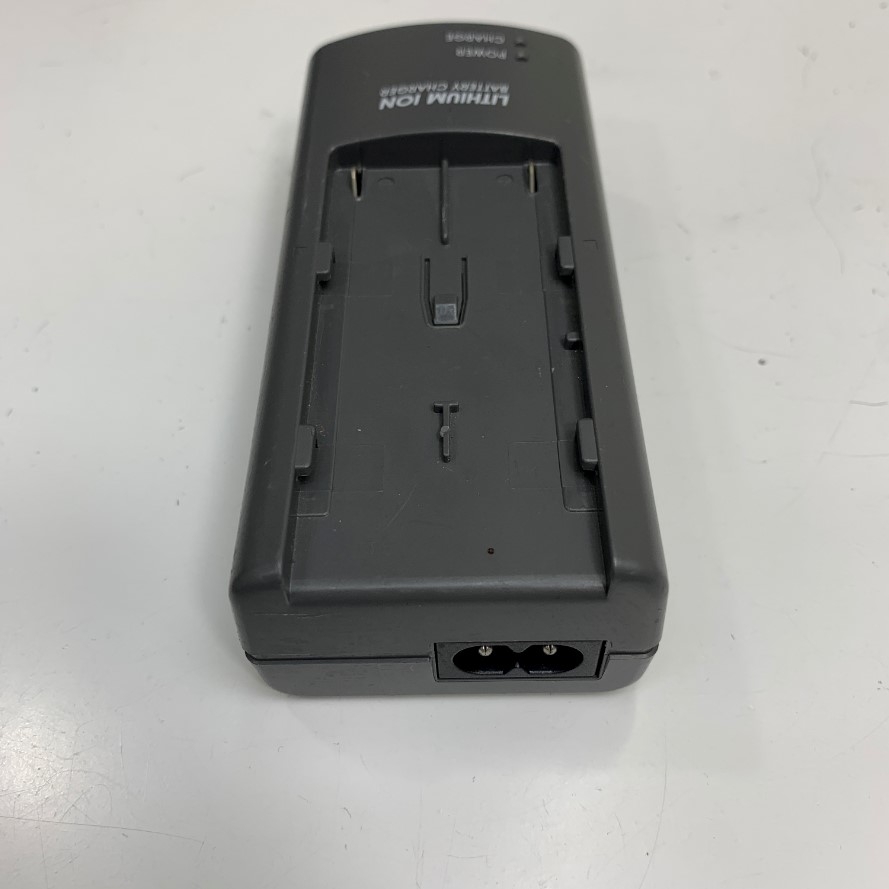 Bộ Sạc Pin Avio NC-LSC05 DC 8.4V 1.1A Battery Charger Hàng Original Theo Thiết Bị Đã Qua Sử Dụng in Japan
