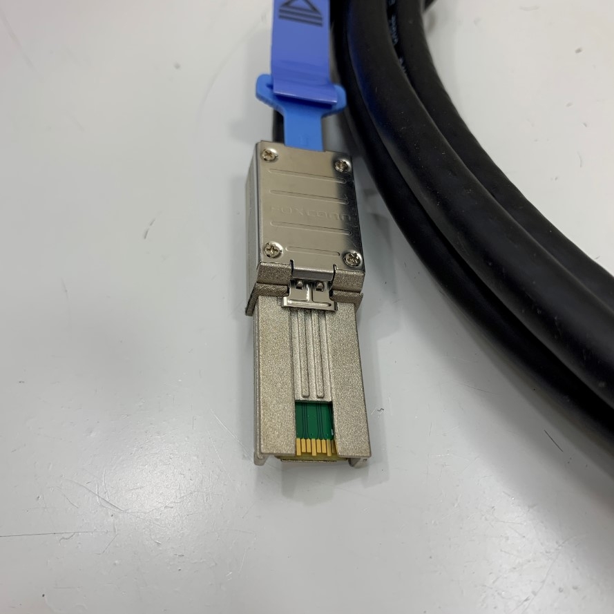 Cáp Dell Part CN-0U651D Dài 4M External Mini SAS SFF-8088 to SFF-8088 Cable FOXCONN Data Server Raid